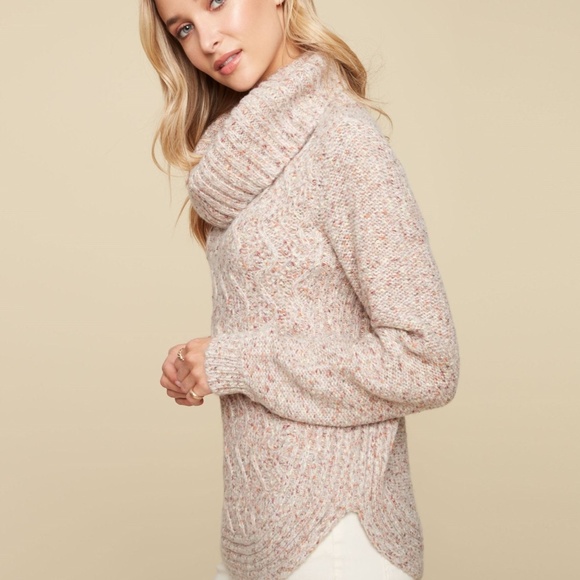 CABLE KNIT TURTLENECK - Picture 3 of 6